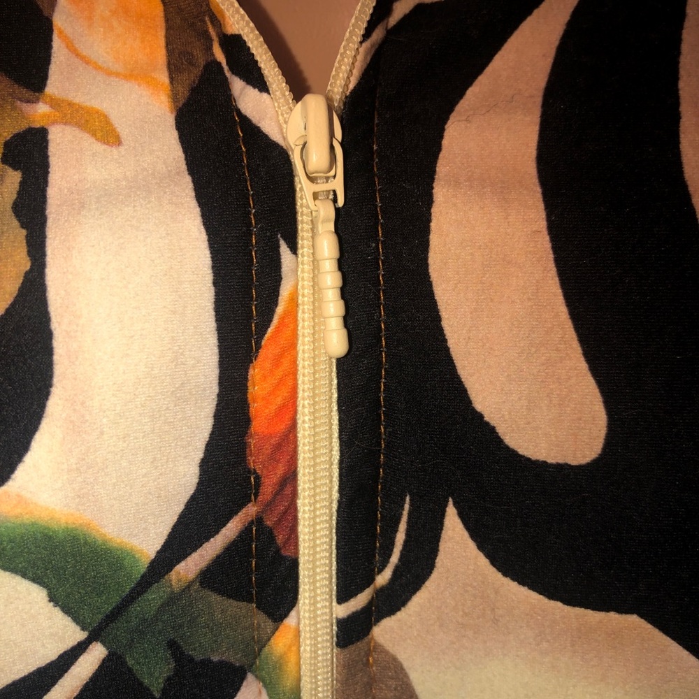 Designer jacket. - Picture 7 of 8